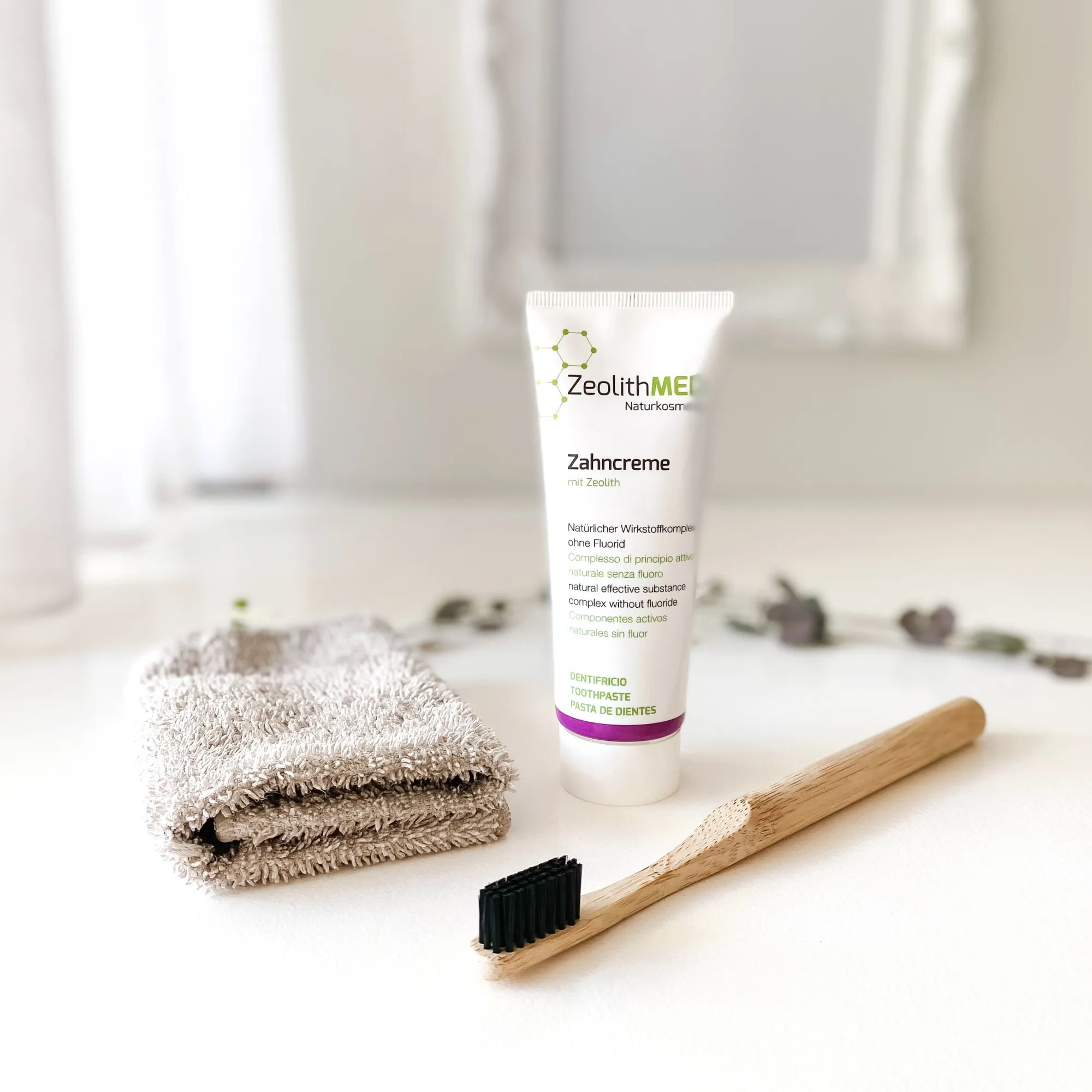 Fluoridevrije tandpasta met zeoliet, kamille en sinaasappelolie